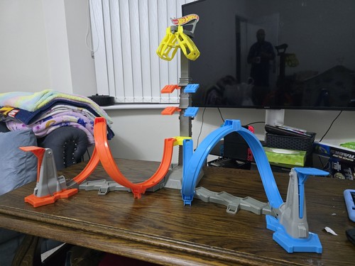 Hot wheels loop and - hot, wheels.