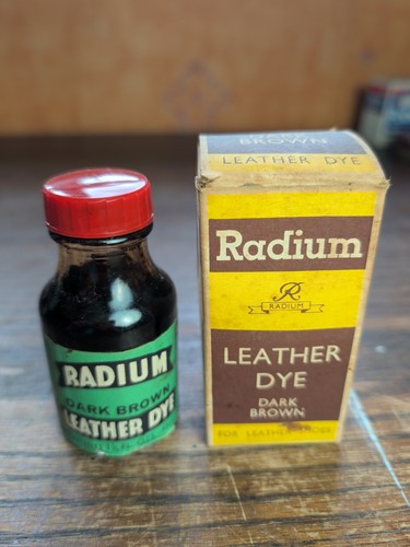 Vintage boxed radium leather - boxed,