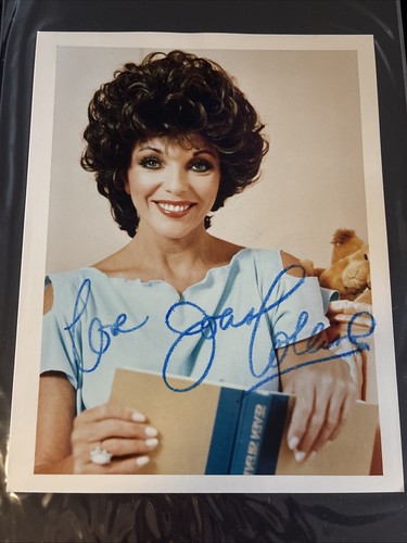 Joan collins signed 8x10 - joan, 8x10-1/4"