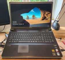 Laptop Sony Vaio 18.4" SSD, full HD, excellent condition