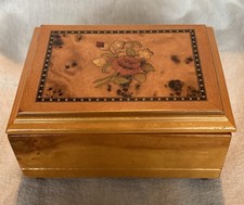 Vintage Style Wooden Jewellery