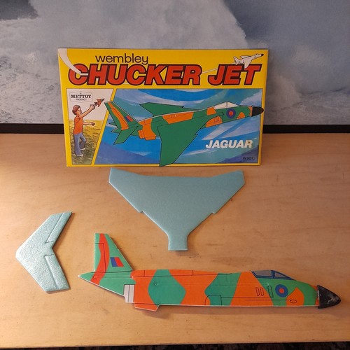 Wembley chucker jet jaguar - wembley,