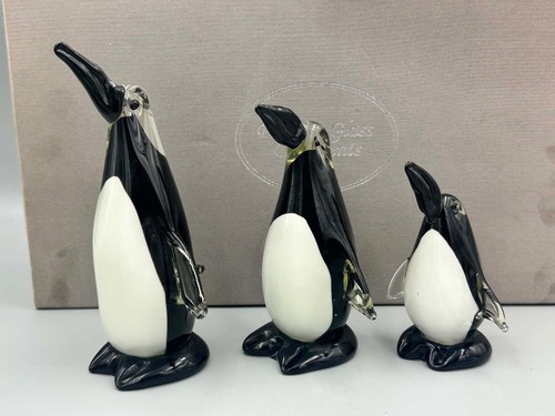 Penguin glass ornaments box - glass,