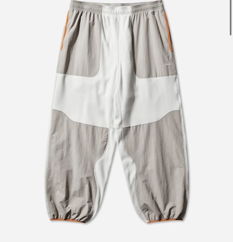 Size large nike acg wolf - size,