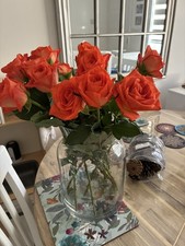 Large hourglass glass vase - large,