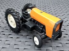 Britains Tractor 9422 Orange