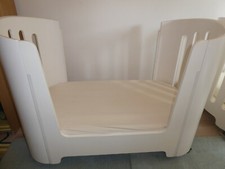 bloom luxo coconut white cot bed, in very good condition &bloom spring mattress 