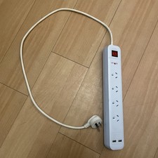 Mistral 4-way Power Extension