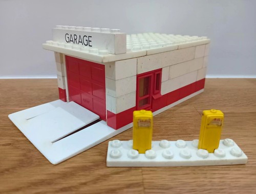 Lego garage building red door - lego,