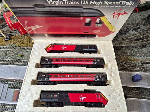 Hornby virgin trains class - virgin,