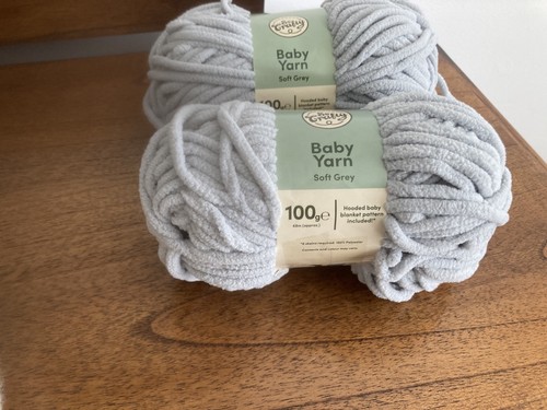 Crafty soft grey baby yarn - so,