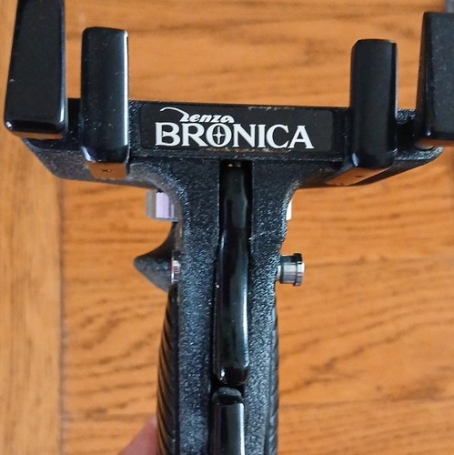 Zenza bronica camera hand - bronica,
