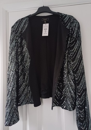 Bnwt lovely lipsy - 18,