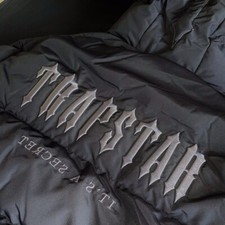 Trapstar decoded hooded puffer