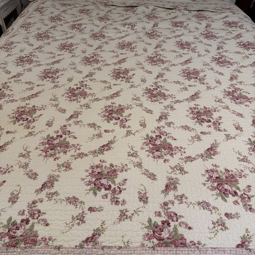 Vintage queen quilt - queen, shabby