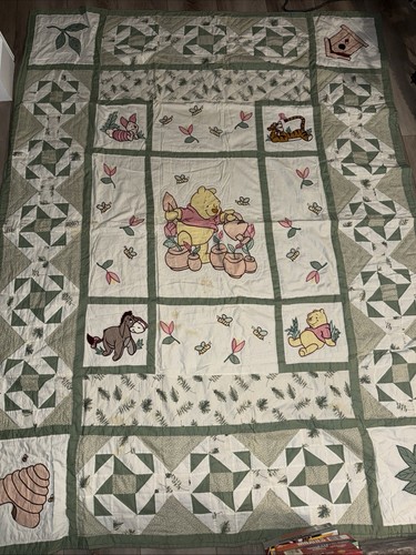 Vtg disney store pooh 100 - disney, acre