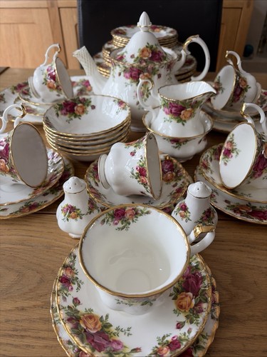 Royal albert old - country, roses