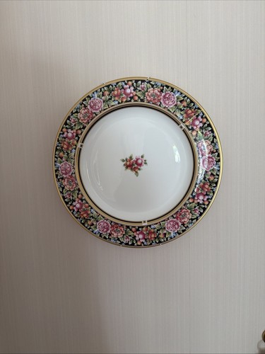 Wedgwood clio full rim border - full,