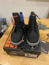 scruffs work boots - Grip GTX - size 10