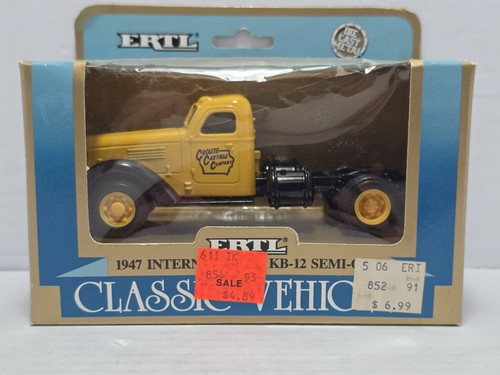 Ertl 1947 international 12 - international, kb-12