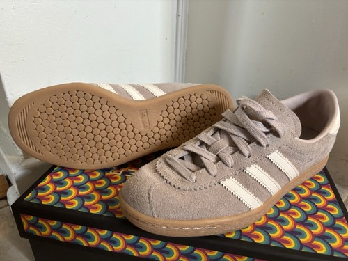 Adidas stadt wonder taupe - adidas,