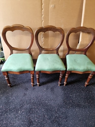 Set victorian mahogany - of, 3