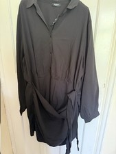 Ladies Black Top With Unusual