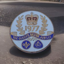 Vintage 1977 Queen Elizabeth