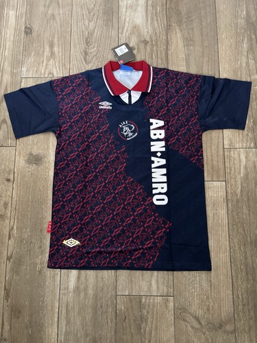 Umbro unworn retro ajax - retro,