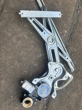 TOYOTA YARIS OSF RIGHT DRIVER SIDE FRONT WINDOW REGULATOR 2006-2011