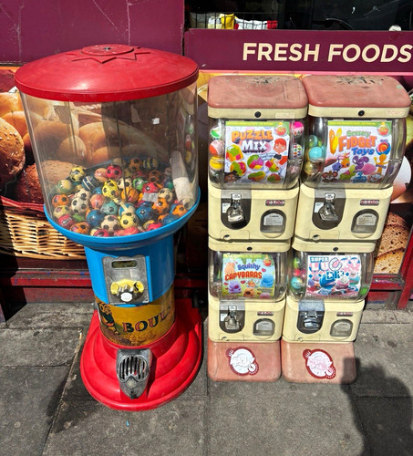 Toy vending machine site for