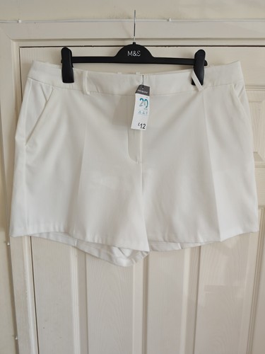 Primark white short size - short,