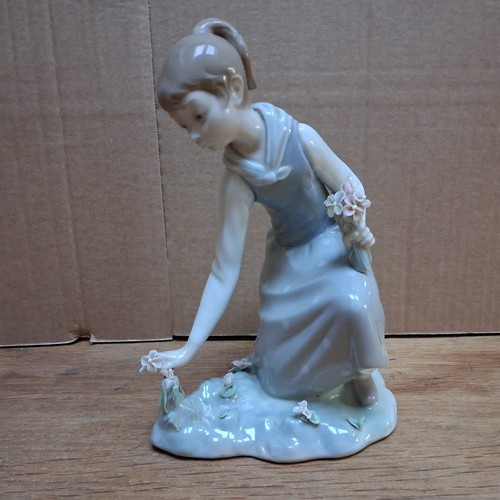 Lladro figure of - a, a