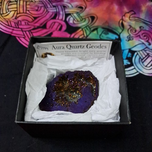 Aura quartz geodes - aura,