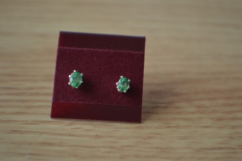 42ct tsavorite garnet - tsavorite,