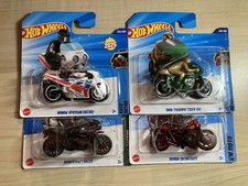 Hot wheels bundle x 4