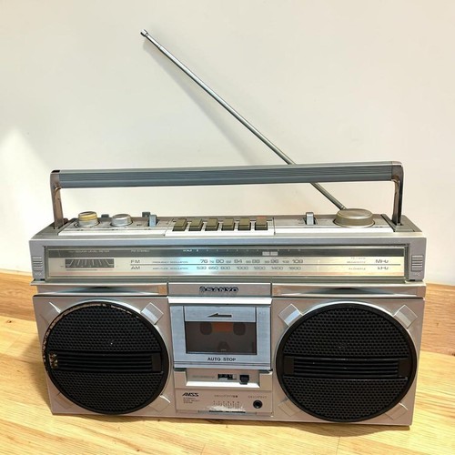 Working sanyo x830 vintage - working,