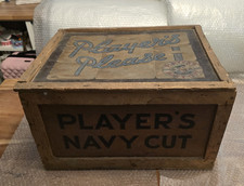 ORIGINAL PLAYERS NAVY CUT CIGARETTE BOX CRATE 51CM X 42CM