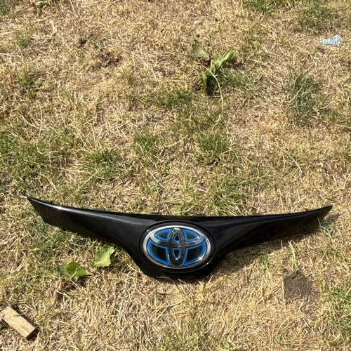 Toyota corolla hybrid grill - corolla,
