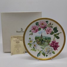 Royal Doulton 'The Chatsworth Florals Collection' Plate 'Roses' LE, COA & Box