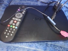 Sky Q ES340d8 1TB TV Box with