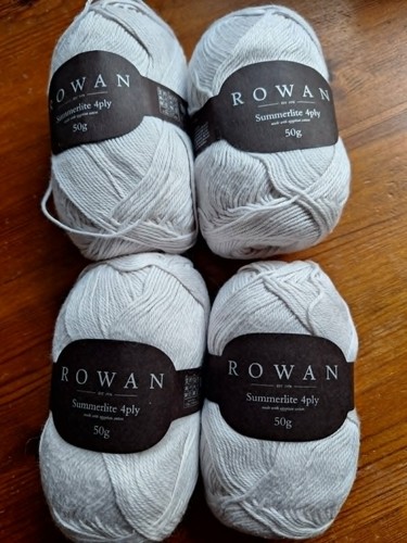 50gm balls rowan 100 - 4, 100%