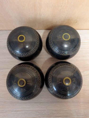 Terry pavilion lawn bowls - lawn,