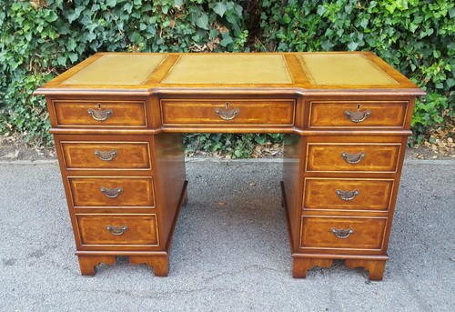 Georgian style burr walnut - style,