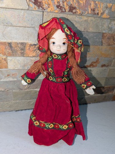 Small haunted doll - doll, sally