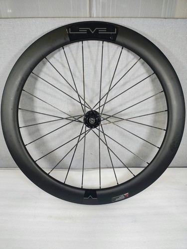Level front wheel - front, carbon