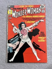 WONDER WOMAN #196 - ORIGIN OF