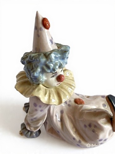 Lladro tired friend clown - lladro,
