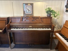 Very Stylish Wurlitzer Piano. Free Delivery 