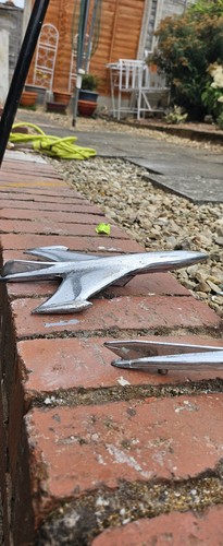 Car hood ornaments mascots - car,